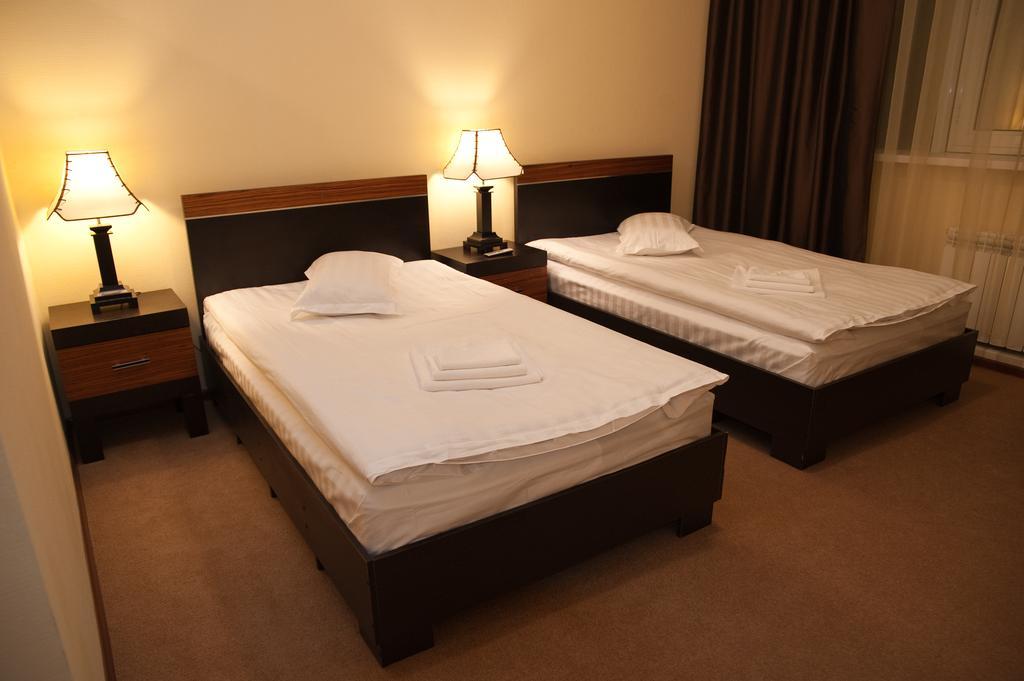 Hotel Artastana Pokój zdjęcie
