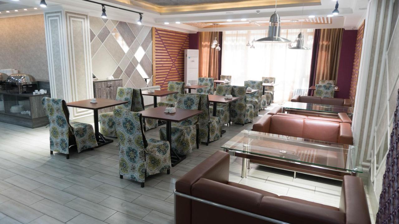 Hotel Artastana Zewnętrze zdjęcie