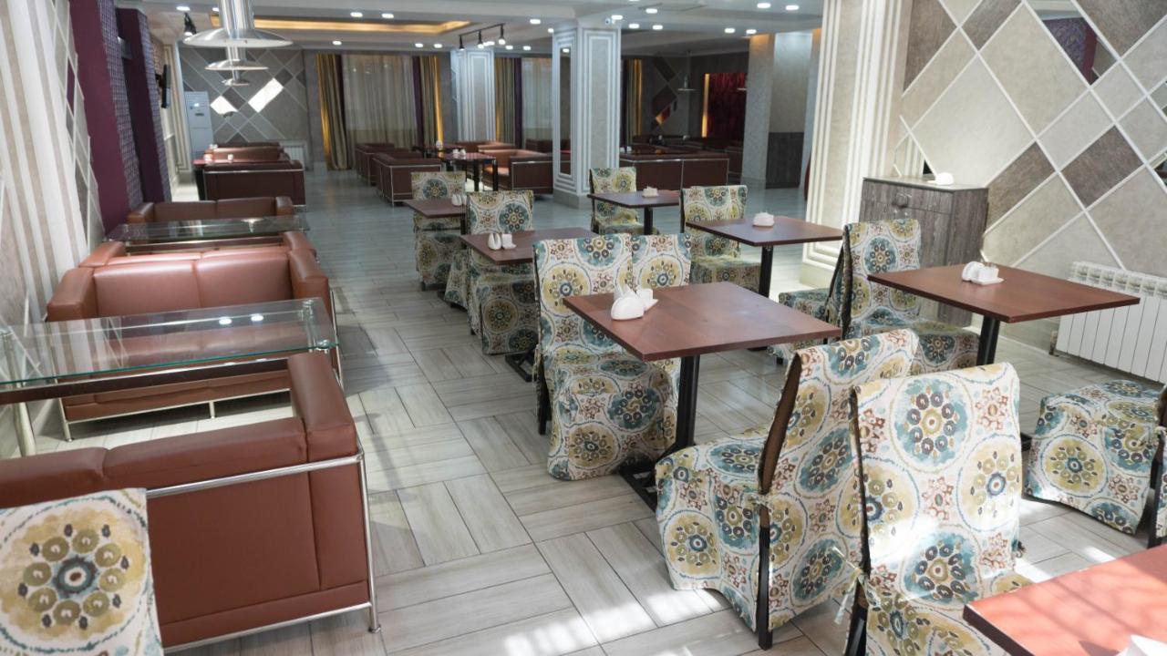 Hotel Artastana Zewnętrze zdjęcie