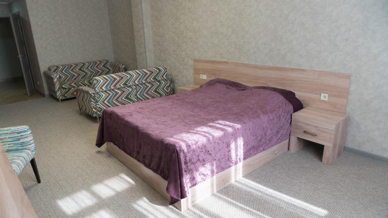 Hotel Artastana Zewnętrze zdjęcie